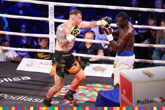 W walce wieczoru Kamil Szeremeta zremisował z bokserem z Ekwadoru