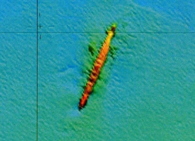 Wrak okrętu podwodnego na dnie Morza Północnego.