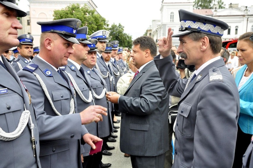 Awanse, nagrody i festyn. Policja w Radomiu miała swoje święto (zdjęcia)