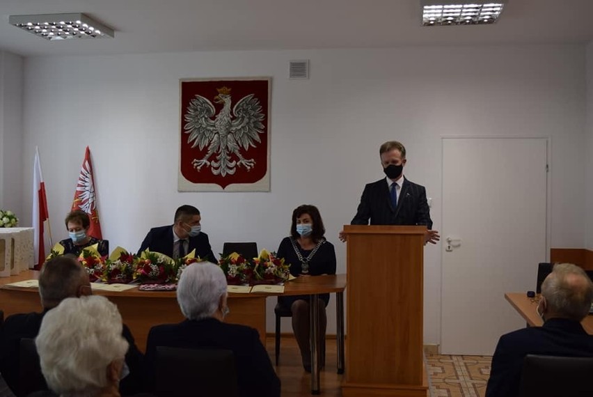 Złote Gody w gminie Rzewnie. 25.05.2021 jubileusz 50-lecia pożycia małżeńskiego obchodziło 7 par