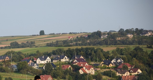 W gminie Michałowice dotychczas przeznaczono na cele nierolnicze 1698,78 ha gruntów