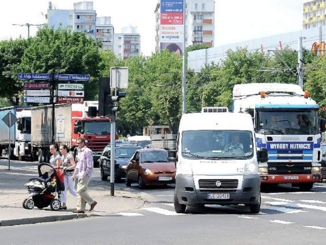 - Boimy się, że kierowcy jadący na trasie Wielka Nieszawka - Czerniewice, chcąc ominąć płatności, będą przejeżdżać przez Toruń