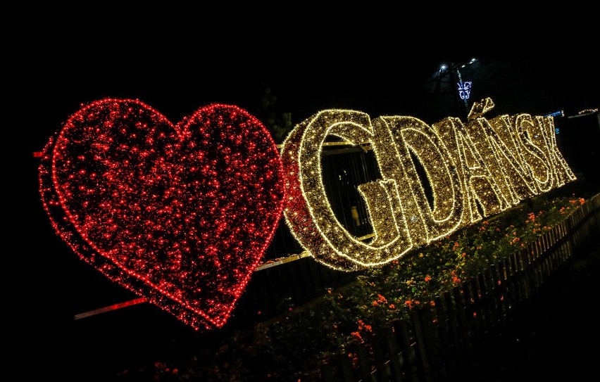 Iluminacje świąteczne w Parku Oliwskim. Tysiące światełek tylko do 4.02.2018 roku! [zdjęcia, wideo]