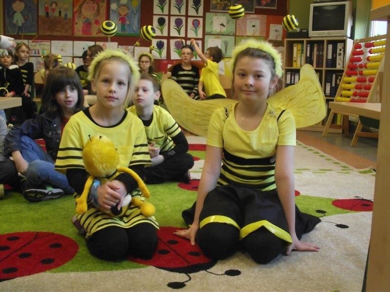 O piękne przebrania maluchów zadbali rodzice i nauczycielki