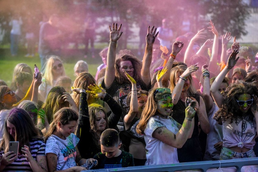 Najbardziej kolorowy festiwal Holi Festival Poland w ramach...