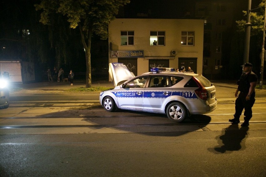 Policyjny pościg ulicami Łodzi. Pijany i poszukiwany kierowca staranował radiowóz [ZDJĘCIA+FILM]