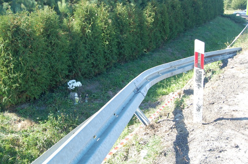 Droga grozy w Zadrożu. Od 2011 r. zginęło tu 3 osoby i aż 30 osób zostało rannych [ZDJĘCIA]