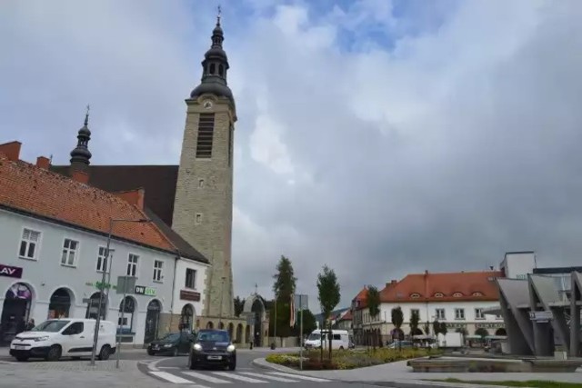 Okradziony sklep znajduje się w kamienicy tuż obok Bazyliki