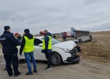 Wypadek w gminie Trzcianne. Zderzenie chevroleta z audi. Dwie kobiety trafiły do szpitala [ZDJĘCIA]