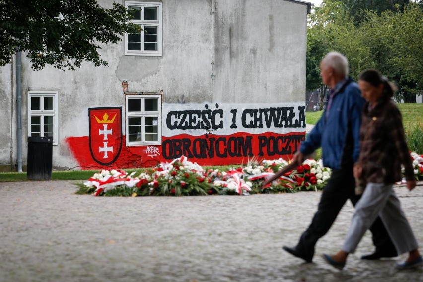 05.09.2020 gdansk.  dom dobroczynnosci i sierot. elewacja...