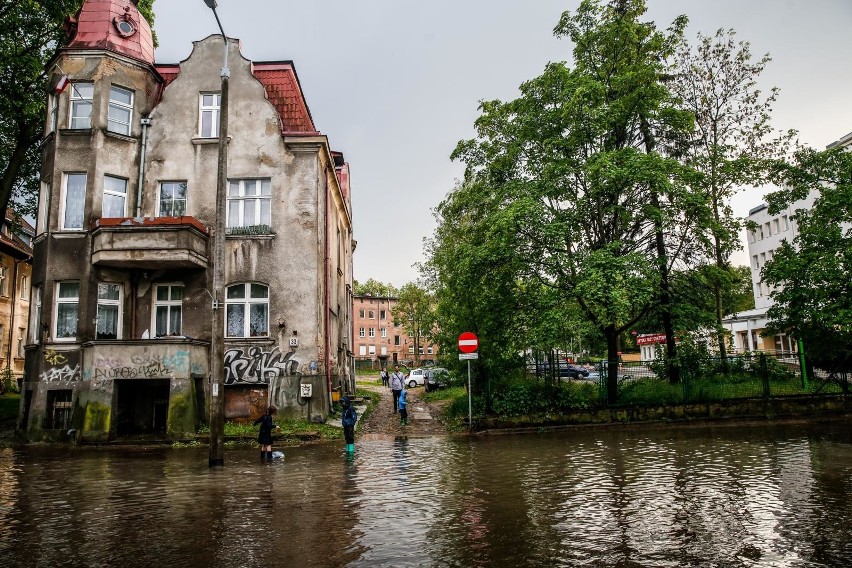 Czteropunktowe zagrożenie dotyczy deficytu wody, ale też...