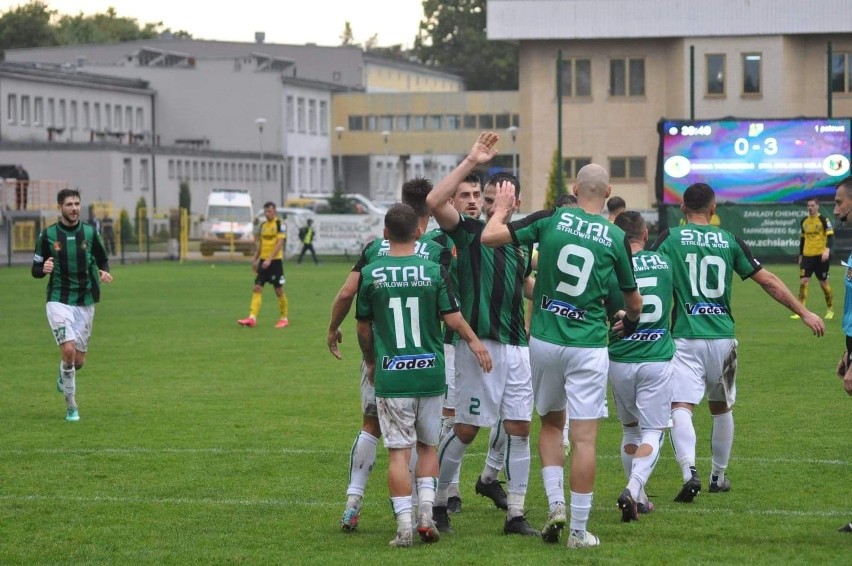 3 liga. ZAPIS RELACJI LIVE. Siarka Tarnobrzeg została rozbita przez Stal Stalową Wolę (ZDJĘCIA)