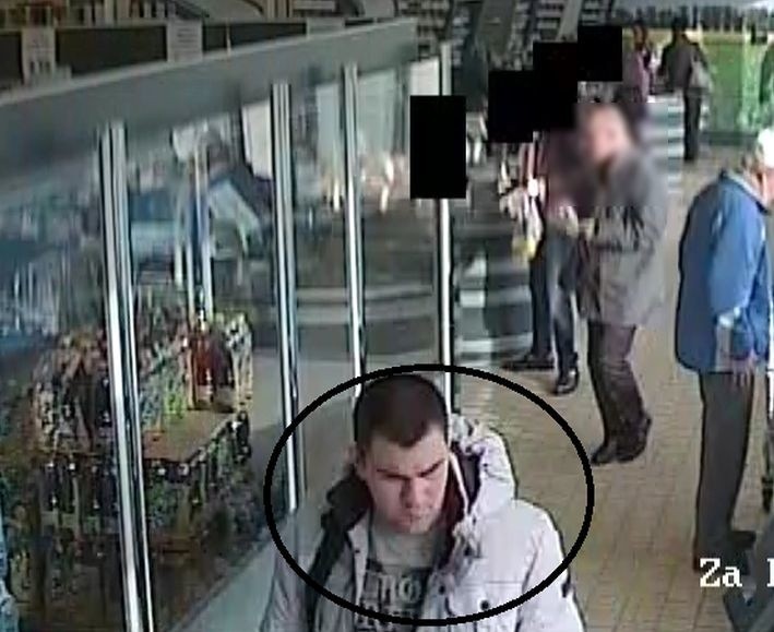 Gdańsk. Policja poszukuje mężczyzny, który 30 razy zapłacił za zakupy skradzioną kartą płatniczą. Rozpoznajesz go?