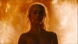 "Gra o Tron". Scena z nagą Daenerys podzieliła widzów. Co wzbudziło największe emocje? [ZDJĘCIA][+18]