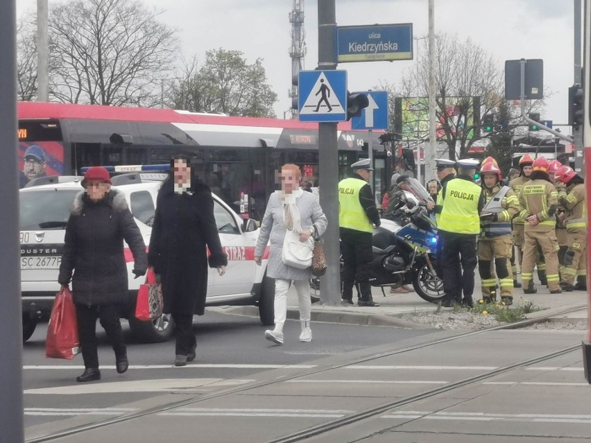 Wypadek w Częstochowie. Mężczyzna wszedł wprost pod tramwaj