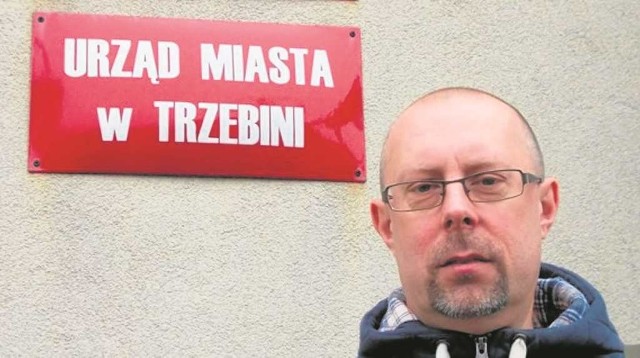 Radny Tomasz Piszczek chce, by odejmować 5 proc. diety tym radnym, którzy nie będą głosować