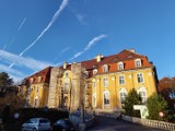 Trwa remont pałacu w Kochcicach. Placówka rehabilitacyjna zmienia się z dnia na dzień