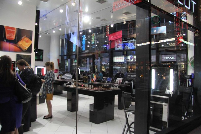 Pod marką Inglot z Przemyśla na świecie działa kilkaset sklepów. Nz. salon na Manhattanie w Nowym Jorku.