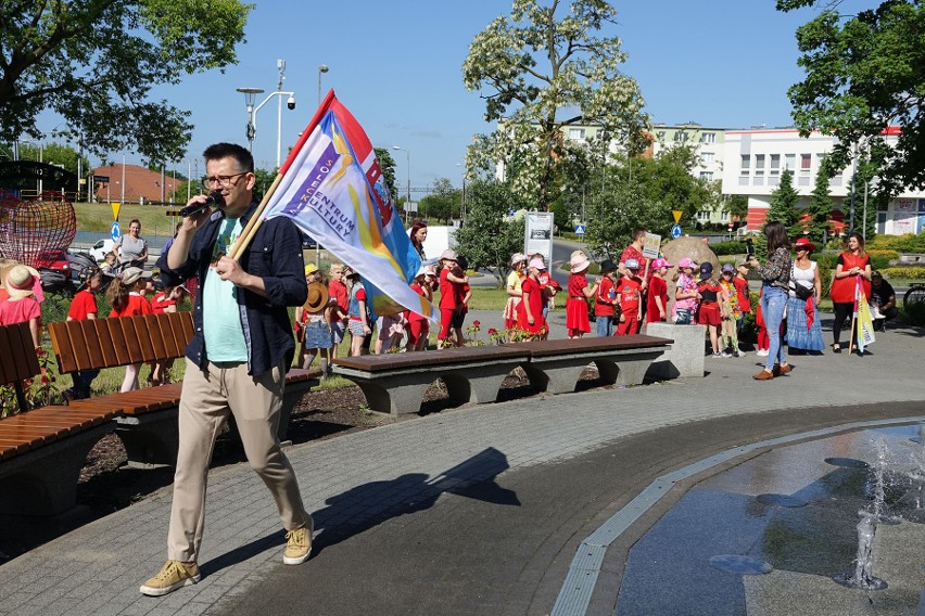 „Jesteśmy dziećmi! Chcemy miłości!”. Przedszkolaki...