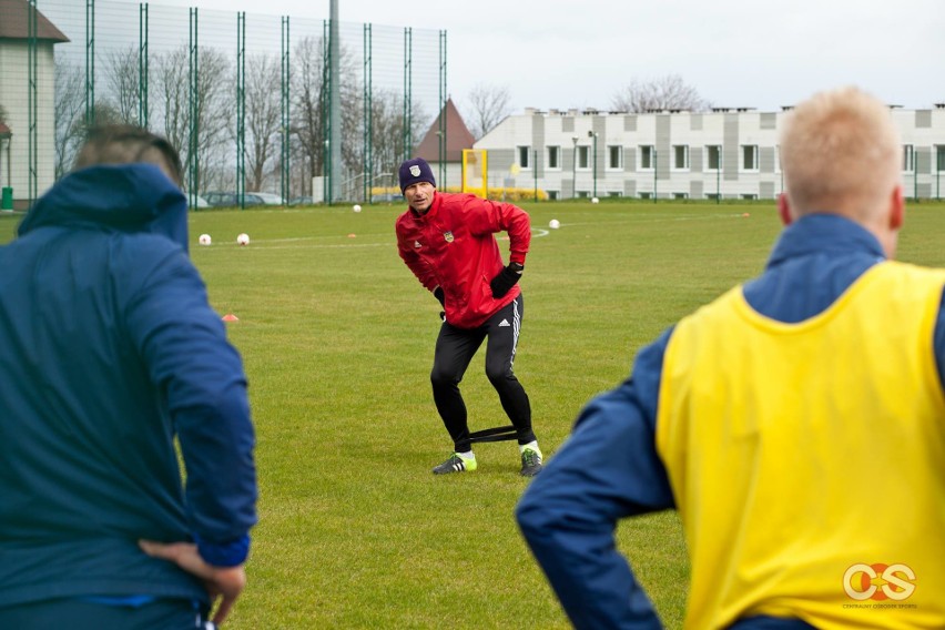 Arka Gdynia w COS Cetniewo i z nowym trenerem szlifuje formę na derby [ZDJĘCIA, WIDEO]