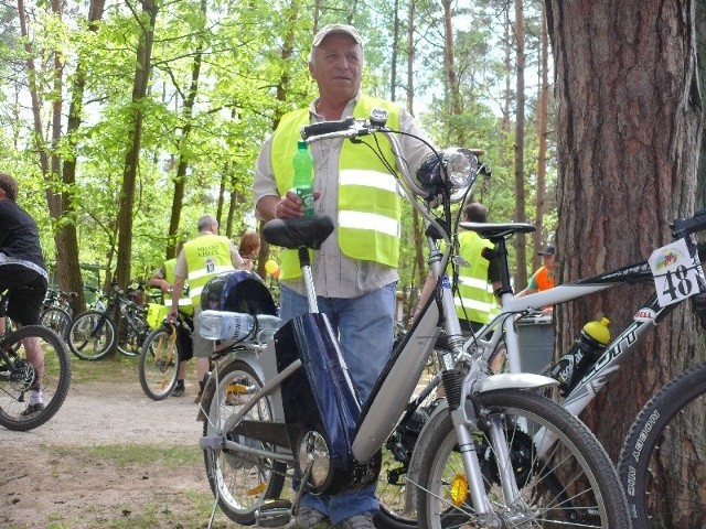 Piękny rower z elektrycznym akumulatorem prezentował Bogdan Kuc, właściciel firmy geologicznej z Kielc.
