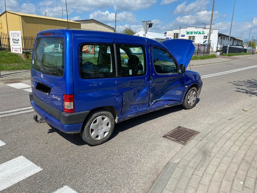 Zambrów. Wypadek na ul. Mazowieckiej. Jedna osoba trafiła do...