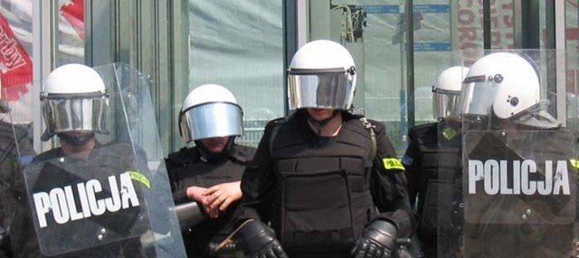 Razem z mogileńskimi policjantami interweniowali funkcjonariusze z Barcina i Trzemeszna