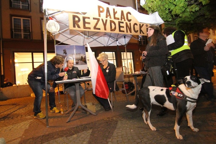 Nocne Czytanie Konstytucji we Wrocławiu, 02.05.2016