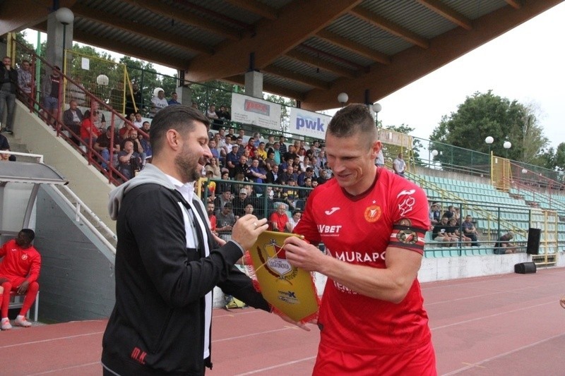 Piłkarska II liga. Widzew - Garbarnia. Ciekawy pojedynek trenerów na łódzkim stadionie