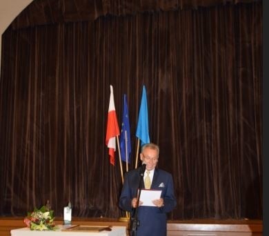 Prof. Henryk Siewierski Honorowym Obywatelem Skawiny