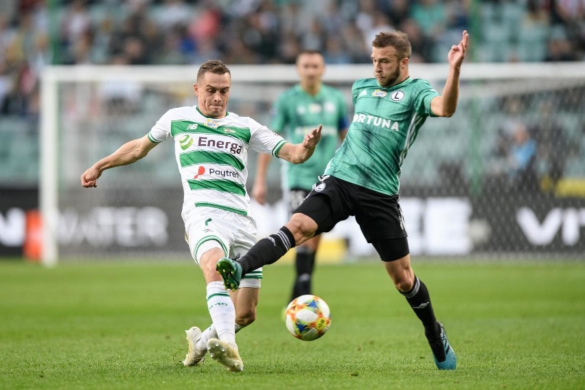 Legia dostała w zęby od Lechii. Bramki trzech stoperów