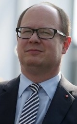 SLD: Niech Adamowicz ustąpi i odda pieniądze!