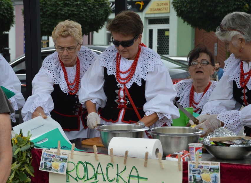 Na Festiwal Smaku do Miechowa przyjechała nawet stuletnia wojskowa kuchnia polowa