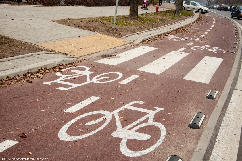 Ul. Chrobrego. Nowa droga dla rowerów na Piasta (zdjęcia, wideo)