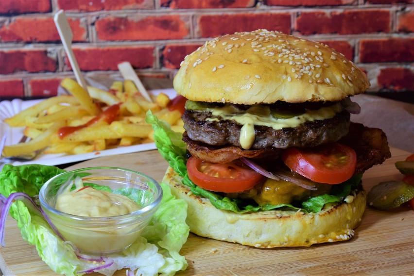 Burgery są flagowym daniem kuchni amerykańskiej. Na świecie...