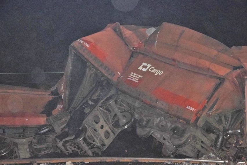 Wypadek pociągu w Raciborzu: Ruch pociągów został wstrzymany...