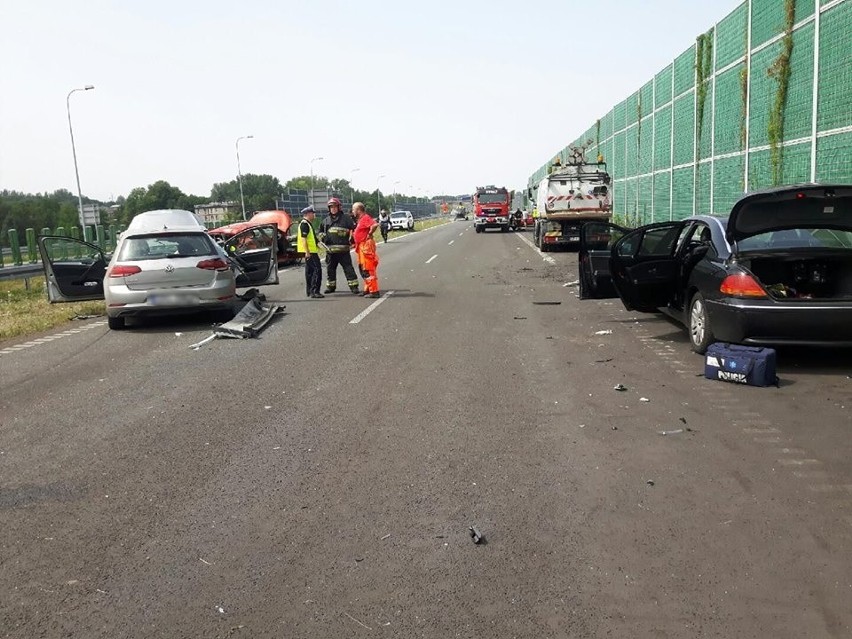 Wypadek śmiertelny na autostradzie A1 w Piekarach Śląskich