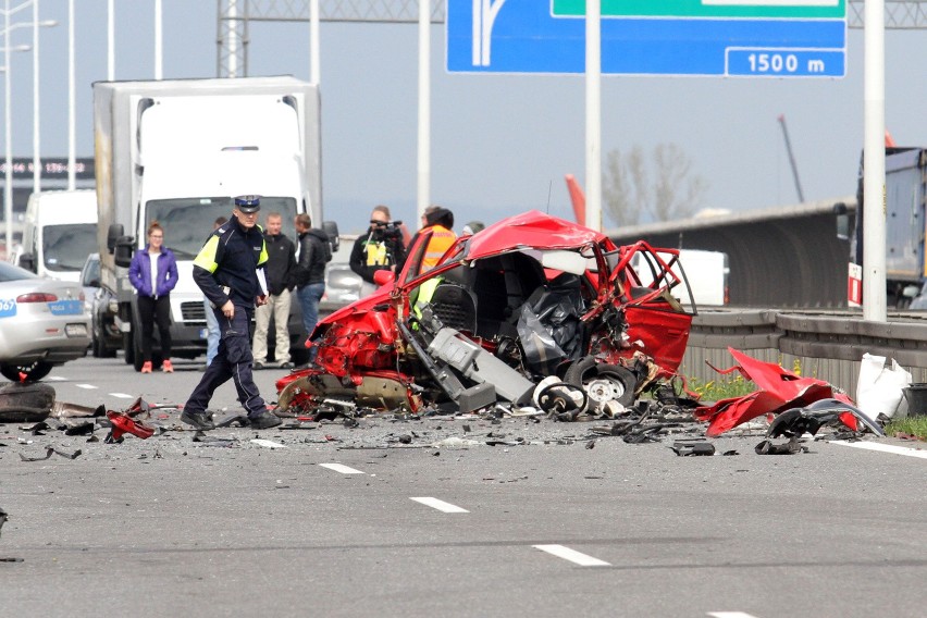 19.04.2016, Autostradowa Obwodnica Wrocławia, 11,2 km na...