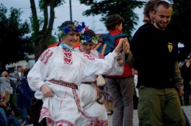 Białoruski Kviecień porwał słuchaczy do tańca.