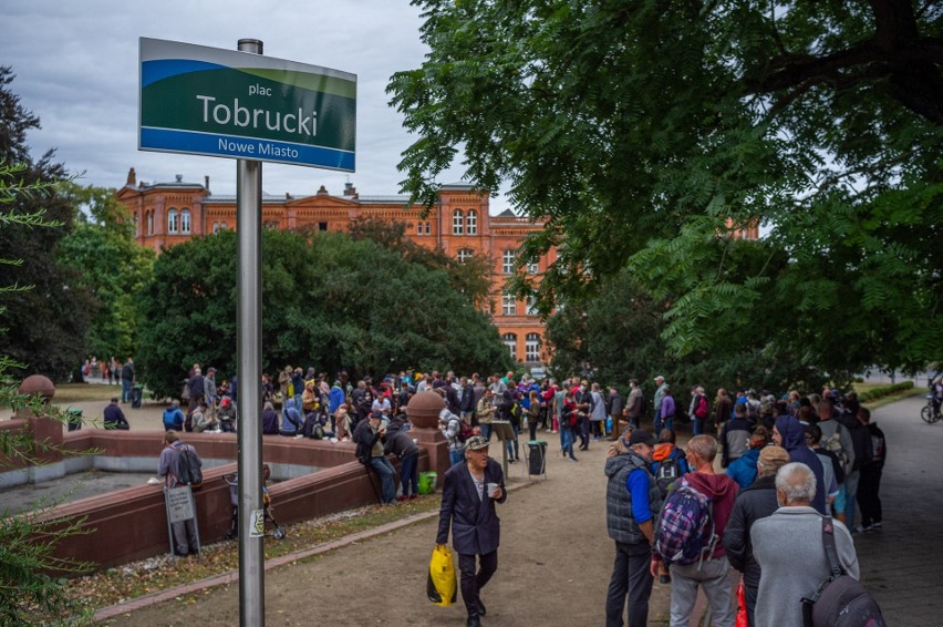 Czwartkowe Spotkania przy zupie na placu Tobruckim