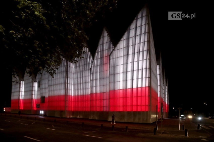 Biało-czerwona Filharmonia w Szczecinie. Zobacz zdjęcia