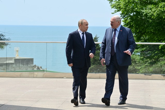ISW zaznacza, że niezależnie od wyników wojny w Ukrainie, Putin będzie dążył do zapewnienia rosyjskiej kontroli nad Białorusią.