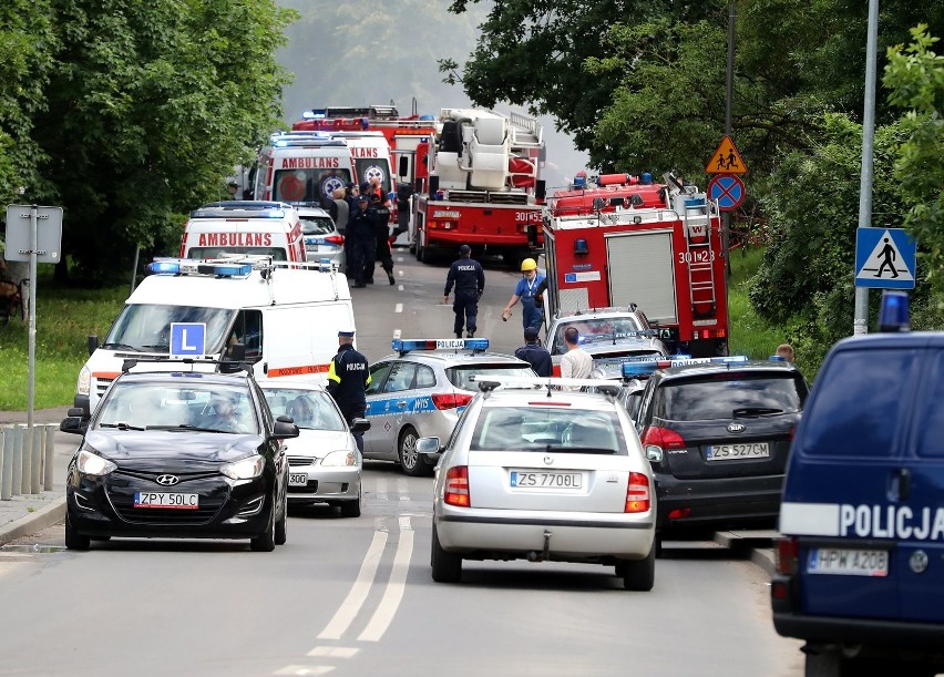 Wybuch gazu przy ul. Ofiar Oświęcimia w Szczecinie. Osiem osób poszkodowanych [wideo, zdjęcia]