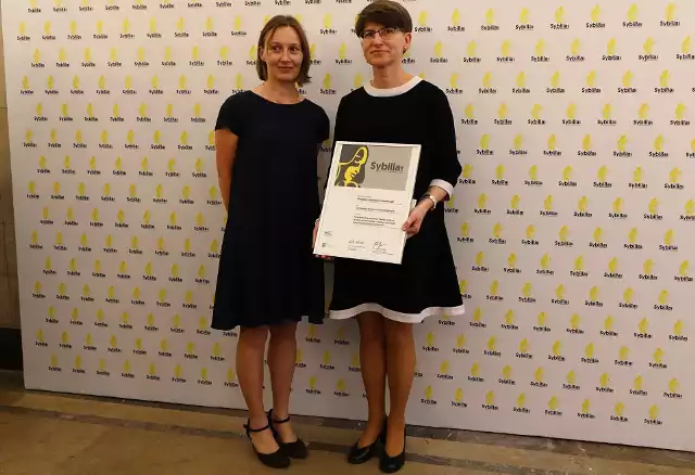 Anna Czerner i Violetta Rezler-Wasielewska odebrały nagrodę na gali w Muzeum Narodowym w Warszawie.