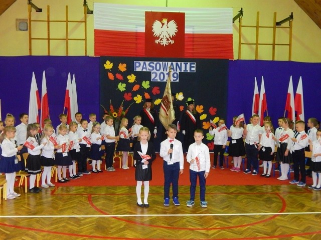 Ślubowanie klas pierwszych w Szkole Podstawowej nr 1 w Golubiu-Dobrzyniu