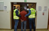 Śrem: Mąż podpalił żonę. Uratowała ją przypadkowa kobieta. Policja szuka świadków