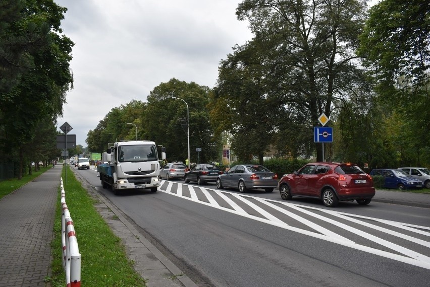 Natężenie ruchu na odcinku drogi wojewódzkiej 780 w Chełmku...