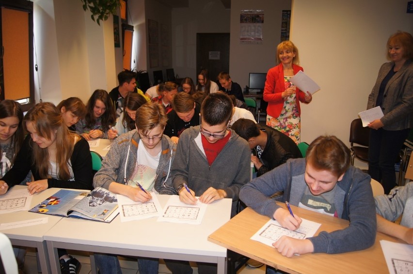 Uczniowie z Grójca na ciekawej lekcji bibliotecznej