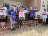 Ostrołęka. Protest w obronie niezawisłości sądów. 18.07.2021. Zdjęcia, wideo