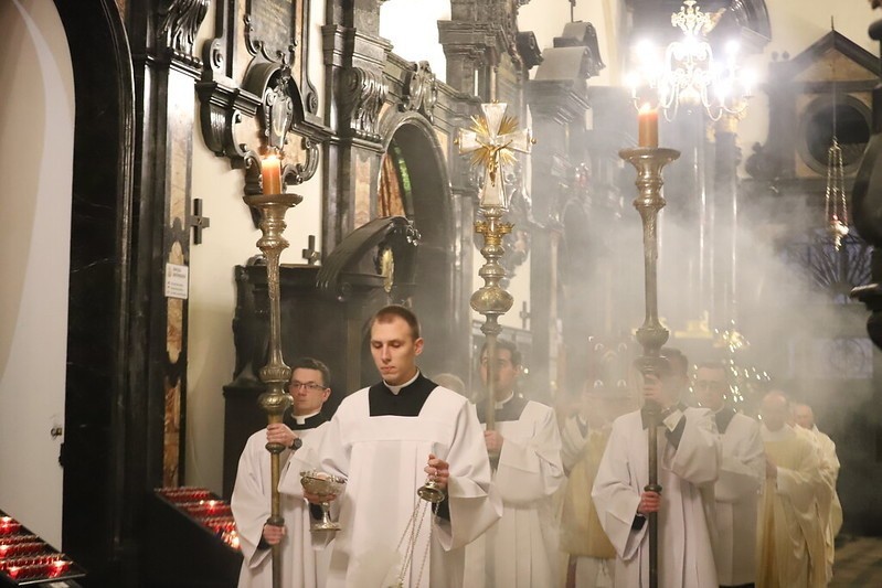 Kraków. Minęło 6 lat odkąd abp. Marek Jędraszewski objął zwierzchnictwo nad Archidiecezją Krakowską. Uroczystości na Wawelu